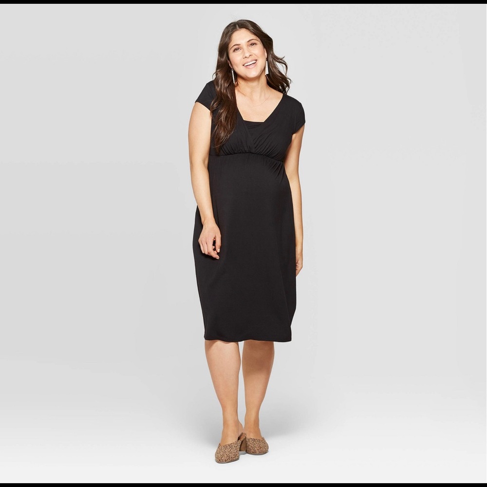 Maternity short sleeve V-Neck Front Nursing dress